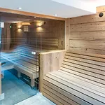 Bike With Balcony, Pool & Sauna Access By Alpenluxus Collection Vakantiehuis *